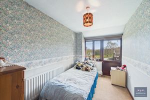 Photo 25- click for photo gallery